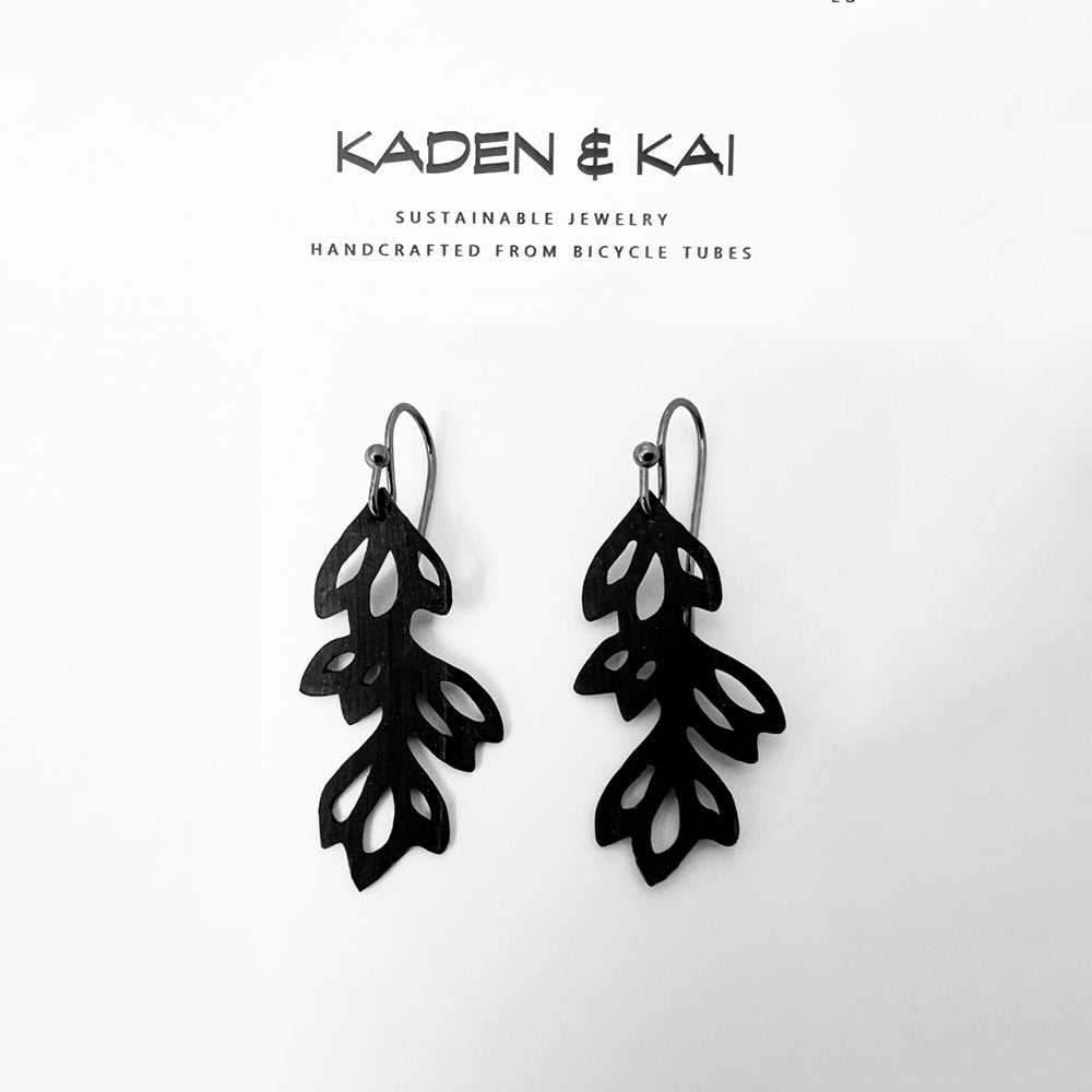 Isla Floral Earrings