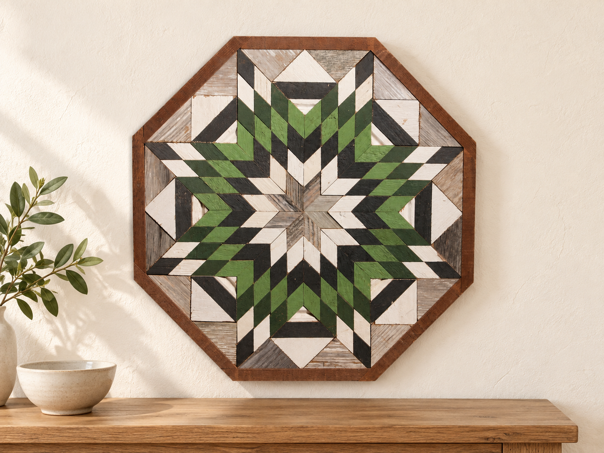 Amish-Made Barn Quilt | Reclaimed Wood | 20.75 × 20.75 in