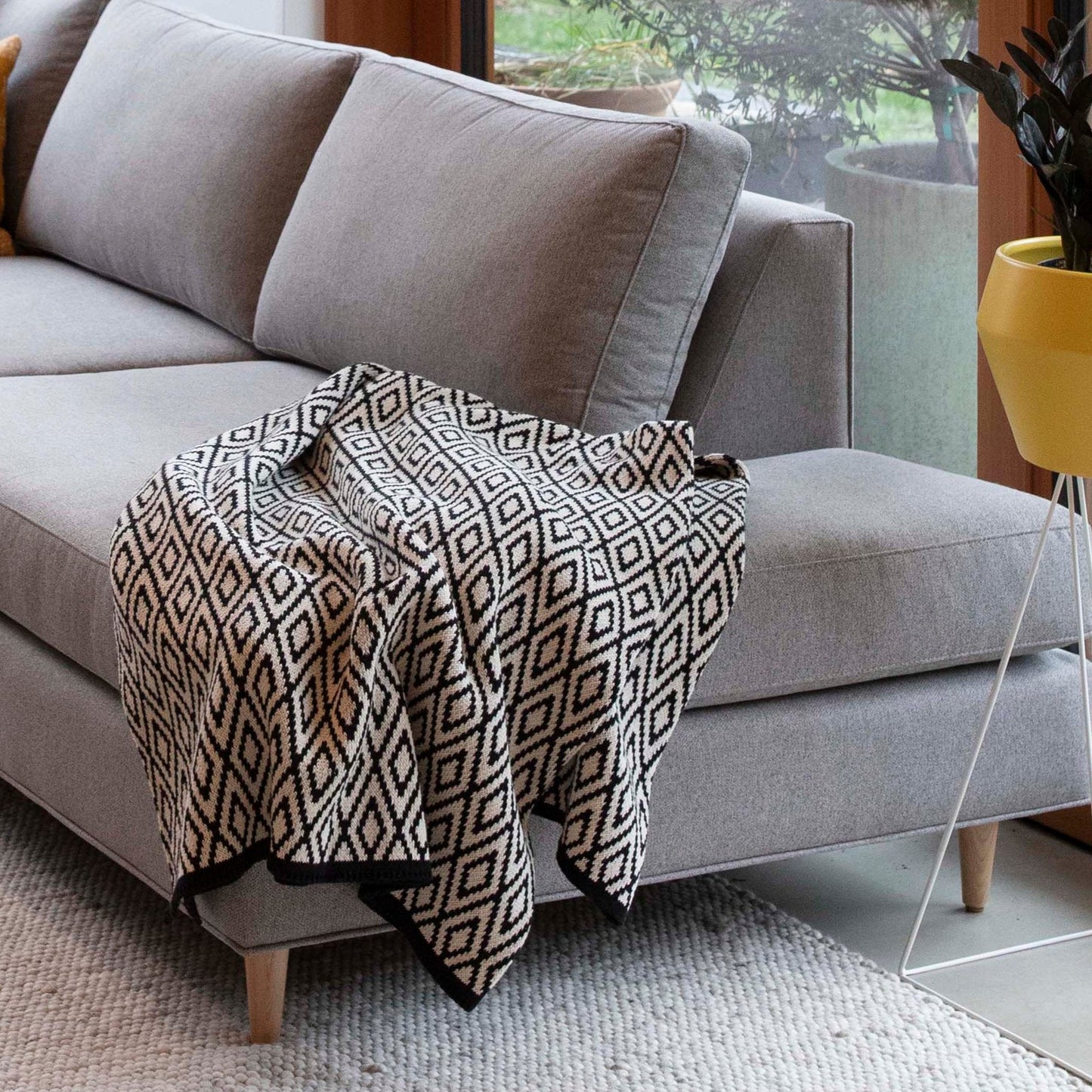Bella Vista Throw