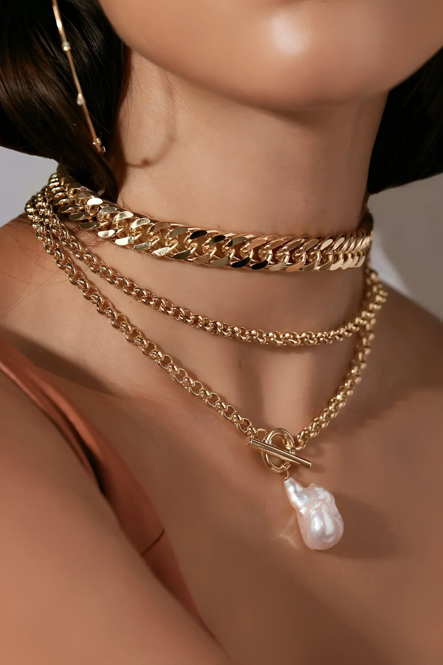 Micro Royal Toggle & Xl Baroque Pearl Pendant Necklace