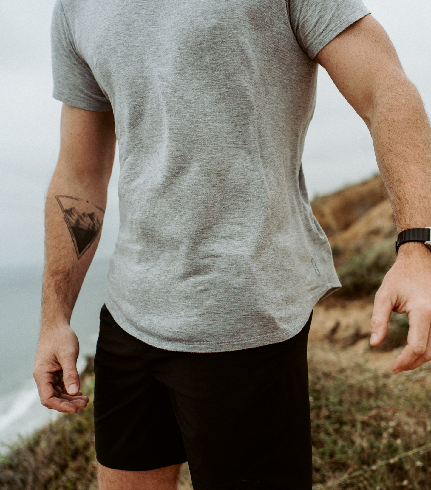 Bamboo Swift Curve-Hem T-Shirt - Sandstone