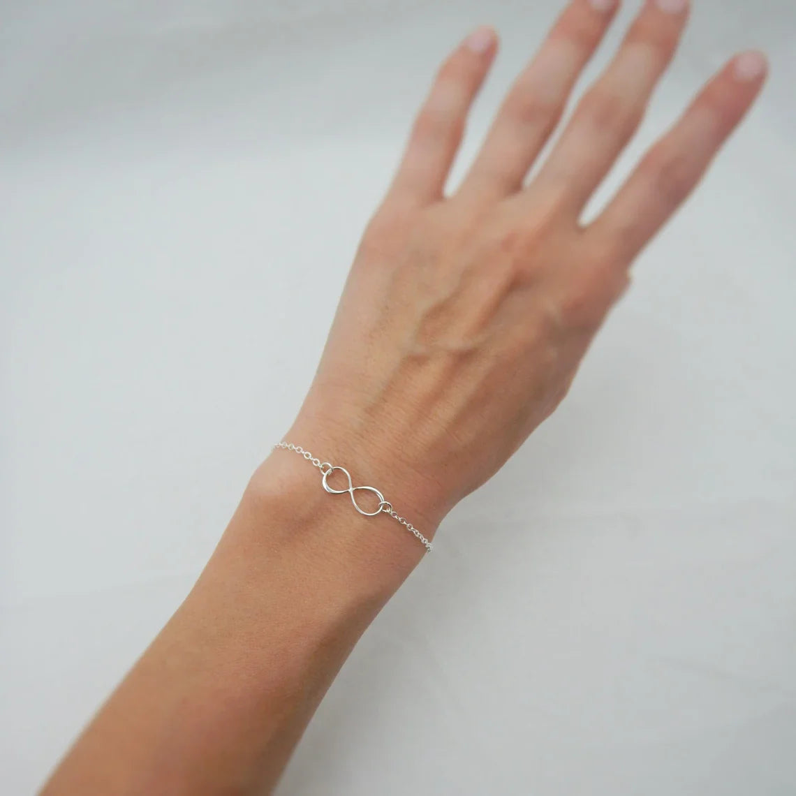 Sterling Silver Infinity Bracelet – Simple & Minimal Everyday Jewelry