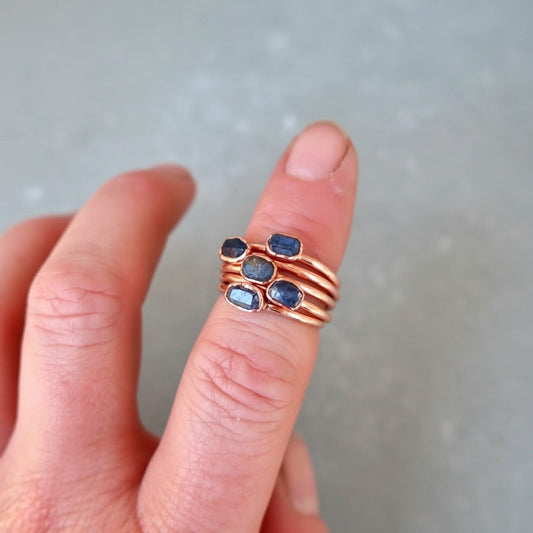 Raw Sapphire Ring - Handcrafted Copper Talisman for Clarity