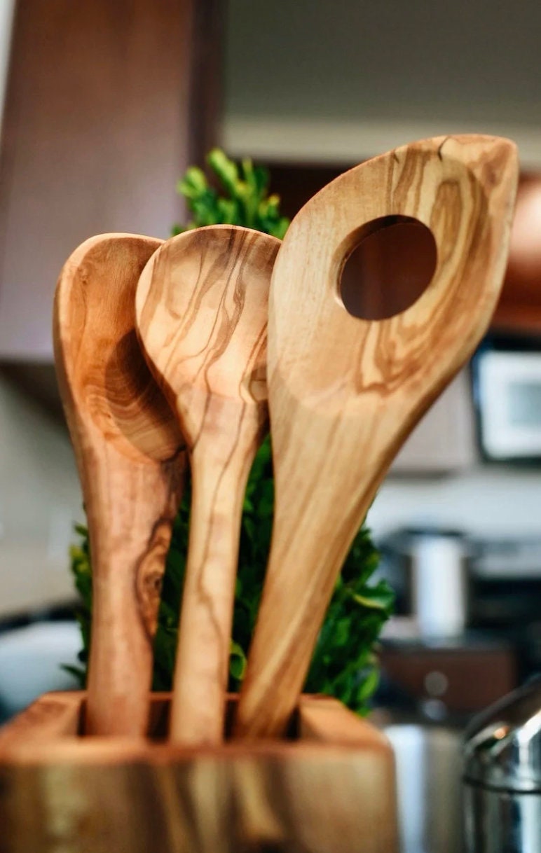 Olive Wood Spoon Set With Holder