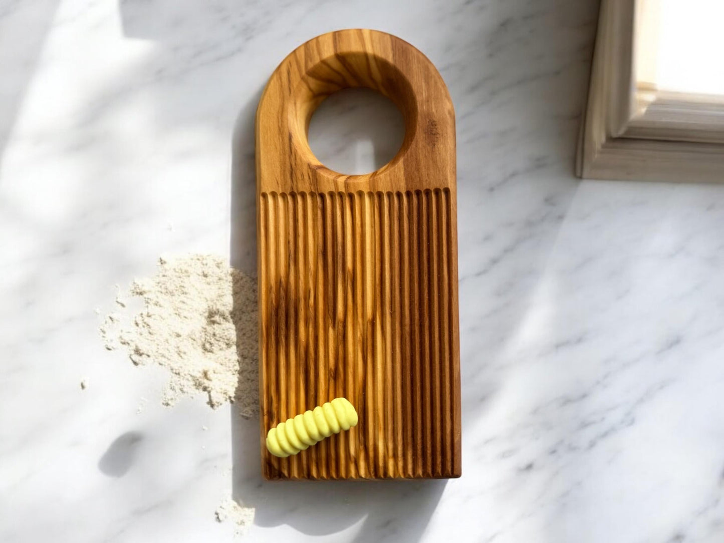 Olive Wood Gnocchi Board – Deep Grooves for Classic Texture