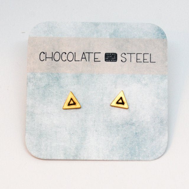 Light triangle studs